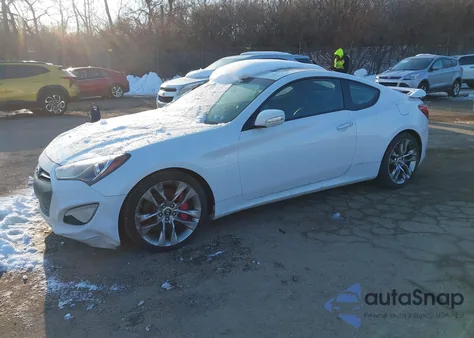 2015 Hyundai Genesis 3.8 Ultimate z USA, uszkodzony, nr VIN KMHHU6KJ3FU125152